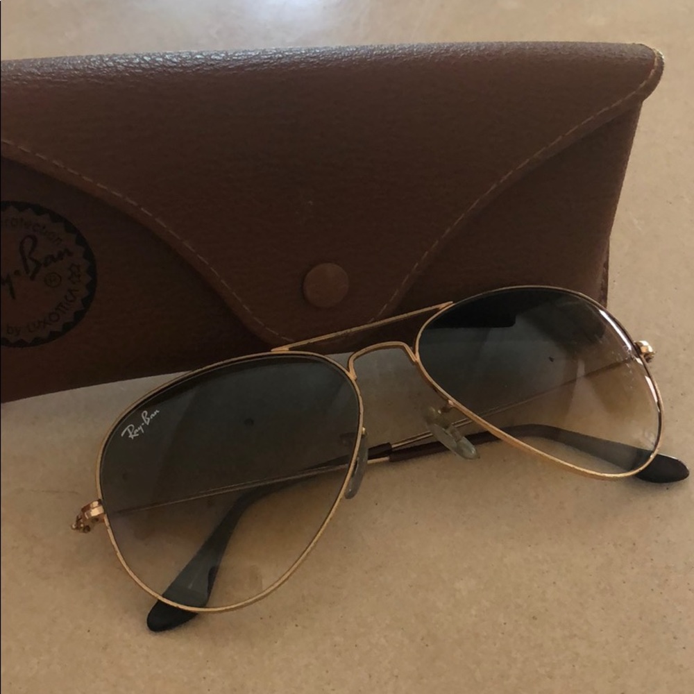 Gold RayBan Aviators with case